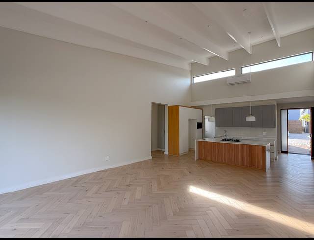3 BEDROOM TOWNHOUSE FOR SALE IN SALT ROCK